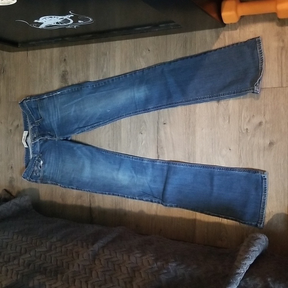 5L Hollister jeans